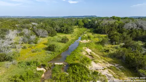 2195 Langes Mill Rd, Doss, TX 78618