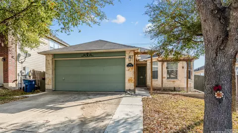 4108 Whisper Pt, Schertz, TX 78108