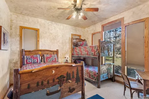 Bedroom - 950 River Rd, Utopia, TX 78884 photo 1 of 2