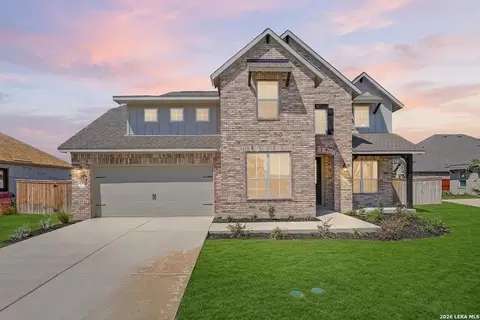 165 Annette Dr, Castroville, TX 78009