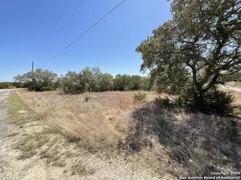 137 Restless Wind, San Antonio, TX 78070 photo 4