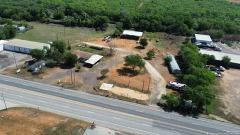 Other - 606 N Main St, Cotulla, TX 78014 photo 7 of 10