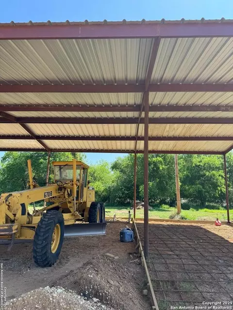 Other - 606 N Main St, Cotulla, TX 78014 photo 4 of 10