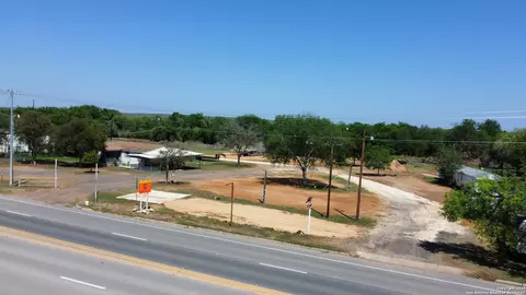 Other - 606 N Main St, Cotulla, TX 78014 photo 6 of 10