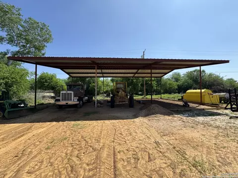 Exterior - 606 N Main St, Cotulla, TX 78014 photo 2 of 3