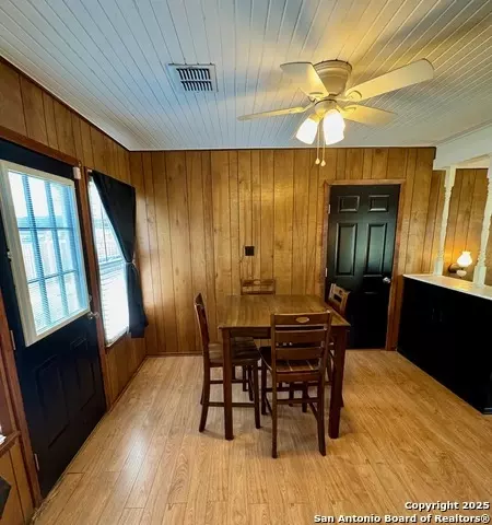 Other - 710 W Hondo, Devine, TX 78016 photo 5 of 10