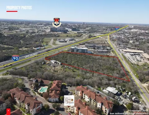 8 84 Ac Enrique Barrera Pkwy, San Antonio, TX 78227