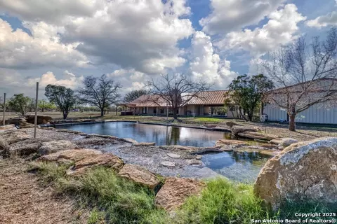 115 Private Road 4455, Uvalde, TX 78801