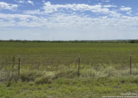 Tract C Abbott, Saint Hedwig, TX 78152