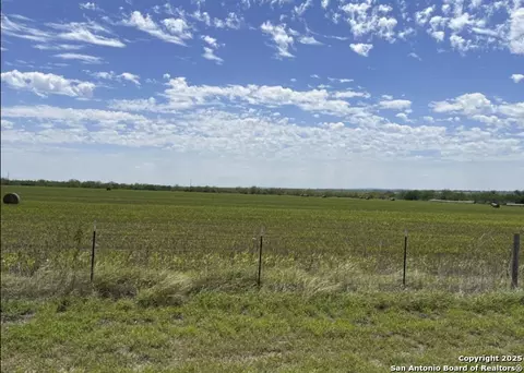 Tract D Abbott, Saint Hedwig, TX 78152