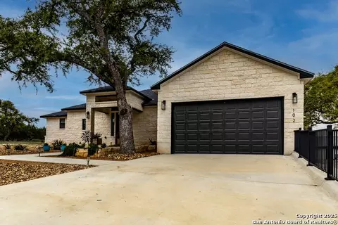 102 Eli Seal, Blanco, TX 78606