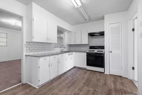 123 Haby Dr, San Antonio, TX 78212