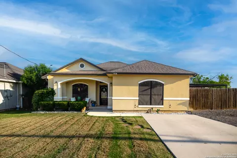 1038 Avenue H, Poteet, TX 78065