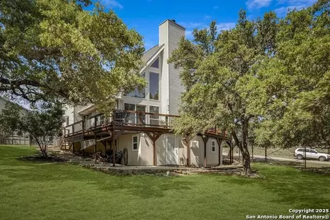 471 Edge Hl, Canyon Lake, TX 78133