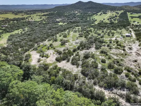 View/Area - 816 Cornelius Rd, Utopia, TX 78884 photo 12 of 12
