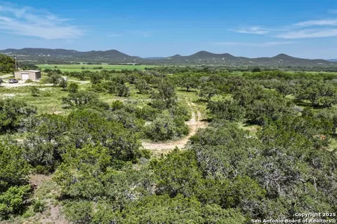 Other - 816 Cornelius Rd, Utopia, TX 78884 photo 17 of 19