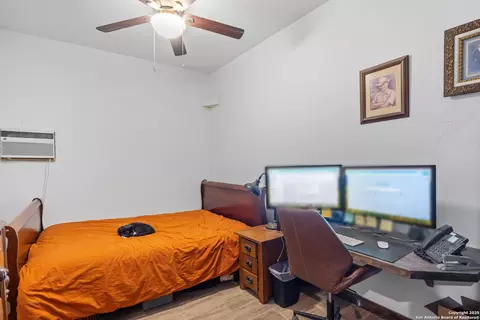 Bedroom - 816 Cornelius Rd, Utopia, TX 78884 photo 1 of 1