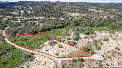 22 Camino Del Rancho, Concan, TX 78838