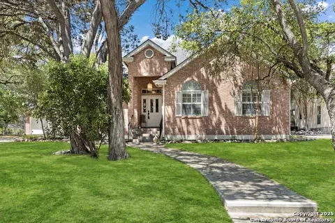 628 Mission View Ct, New Braunfels, TX 78130