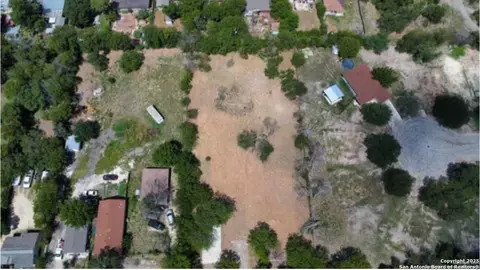 249 34th, San Antonio, TX 78237