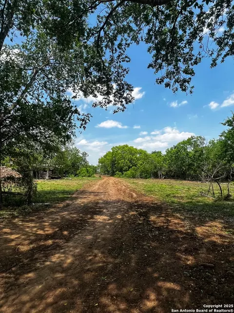 Other - 304 County Road 6611, Devine, TX 78016 photo 13 of 25