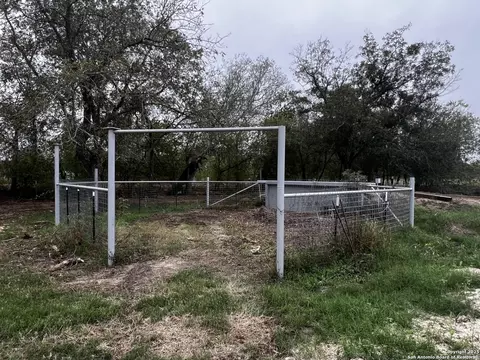 Other - 304 County Road 6611, Devine, TX 78016 photo 25 of 25