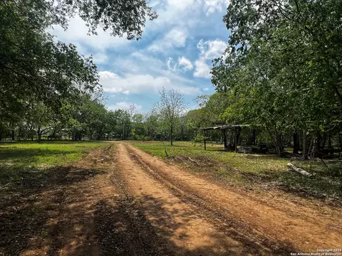 Other - 304 County Road 6611, Devine, TX 78016 photo 9 of 25