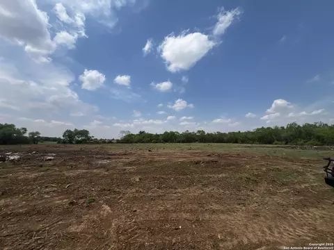 Other - 304 County Road 6611, Devine, TX 78016 photo 20 of 25