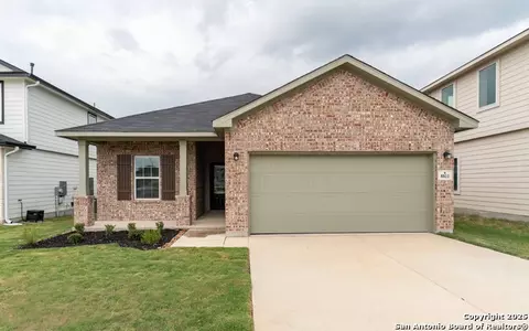 8811 Grey Elm, Elmendorf, TX 78112