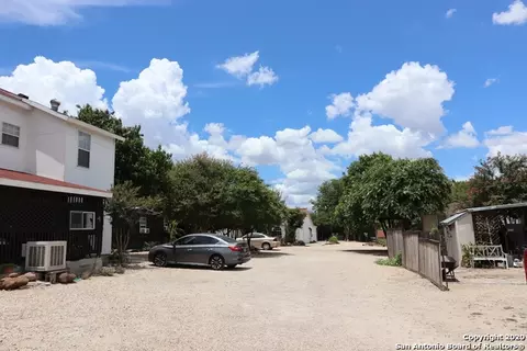 Exterior - 13915 Interstate 35, Von Ormy, TX 78073 photo 6 of 7
