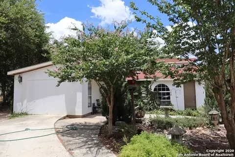 Exterior - 13915 Interstate 35, Von Ormy, TX 78073 photo 3 of 7