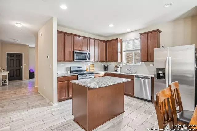 Kitchen - 14115 Knob Crk, San Antonio, TX 78245 photo 2 of 2