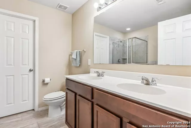 Bath - 14115 Knob Crk, San Antonio, TX 78245 photo 1 of 3