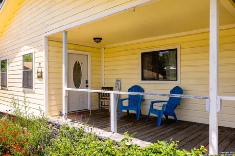 904 State Highway 173 N, Bandera, TX 78003