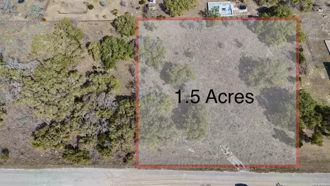 576 Private Road 3702, San Antonio, TX 78253