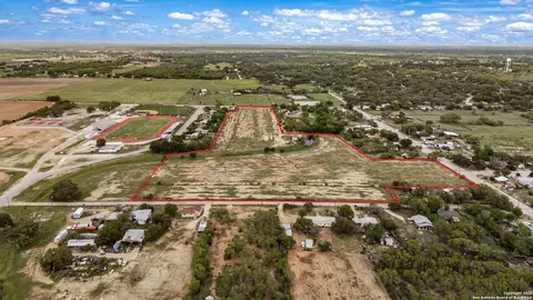 View/Area - tbd N Windy Knl, Devine, TX 78016 photo 2 of 10