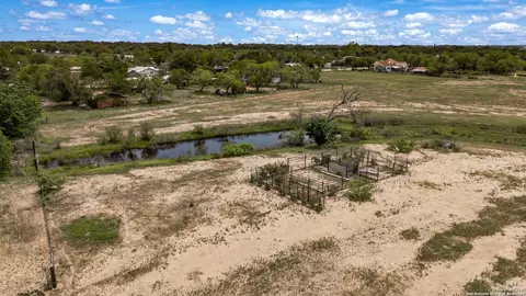 View/Area - tbd N Windy Knl, Devine, TX 78016 photo 8 of 10