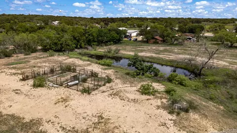View/Area - tbd N Windy Knl, Devine, TX 78016 photo 9 of 10