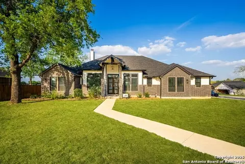132 Ash Pkwy, La Vernia, TX 78121
