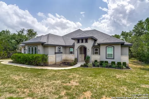 356 Warbler, Spring Branch, TX 78070