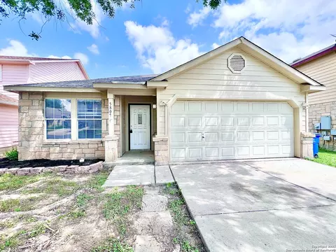 5807 Barton Holw, San Antonio, TX 78249