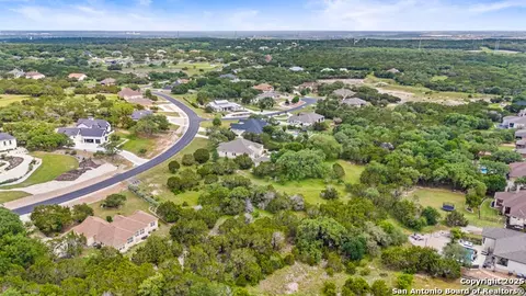 2542 Black Bear Dr, New Braunfels, TX 78132