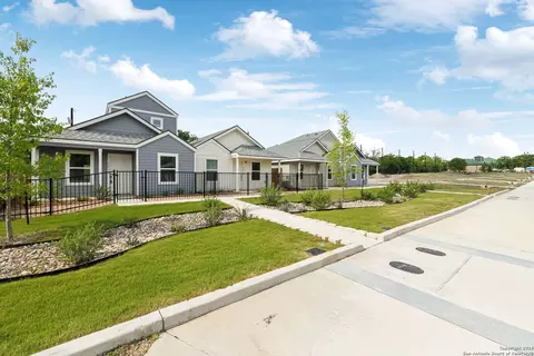 2910 Martin Luther King, San Antonio, TX 78220