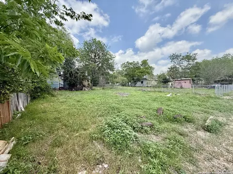 117 Gravel St, San Antonio, TX 78203