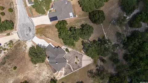 107 Nicholas Weeks, Blanco, TX 78606 photo 5