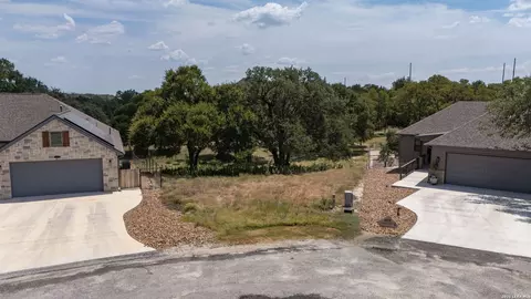 107 Nicholas Weeks, Blanco, TX 78606 photo 9