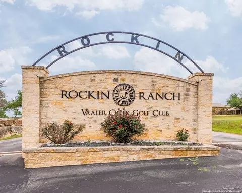 107 Nicholas Weeks, Blanco, TX 78606 photo 3