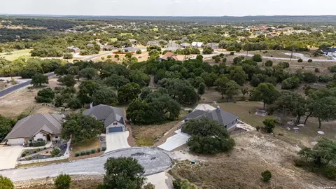 107 Nicholas Weeks, Blanco, TX 78606 photo 7
