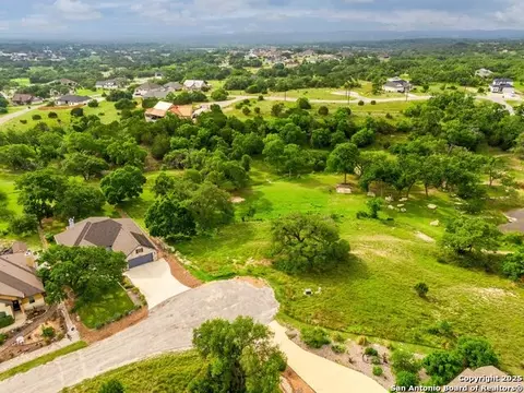 107 Nicholas Weeks, Blanco, TX 78606 photo 7