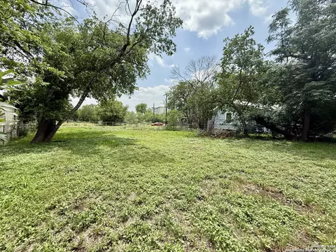 622 Martin Luther King Dr, San Antonio, TX 78203